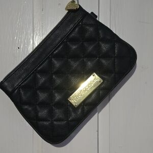 Betsey Johnson Black Silver Heart Quilted PU Wristlet Zip Clutch